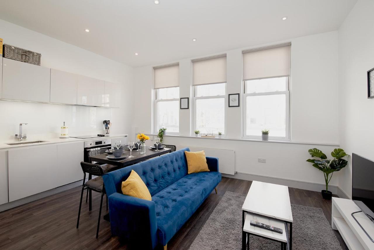 High Spec 2 Bed Apartment W/Parking Available 伦敦 外观 照片